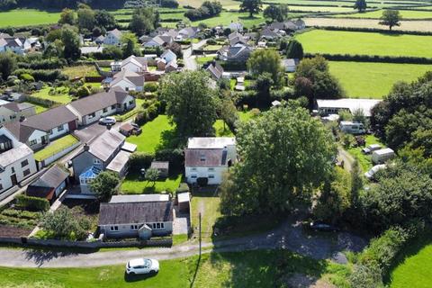 3 bedroom property for sale, Ivy Cottage, Llangadog, Carmarthenshire, SA19 9BU