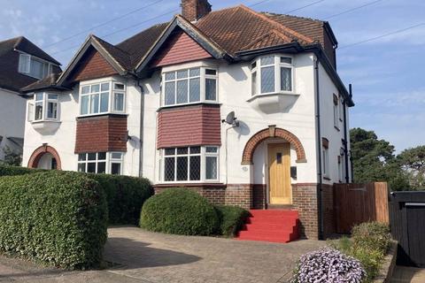 18 Deakin Leas, Tonbridge, TN9 2JU