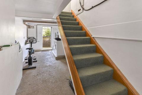 18 Deakin Leas, Tonbridge, TN9 2JU