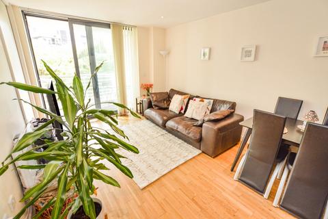 2 bedroom flat for sale - St Georges Island, Castlefield, Manchester, M15