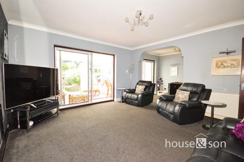 6 bedroom chalet for sale, Manor Avenue, Poole