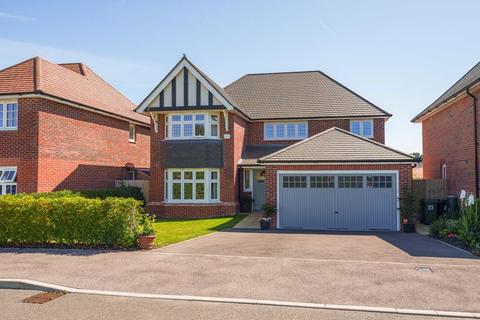 4 bedroom detached house for sale, Ernest Road, Alton, Hampshire