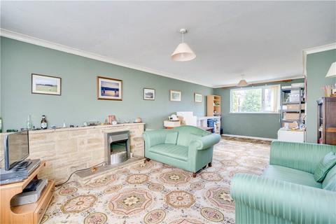 3 bedroom detached house for sale, Stirling Road, Burley in Wharfedale, Ilkley, West Yorkshire, LS29