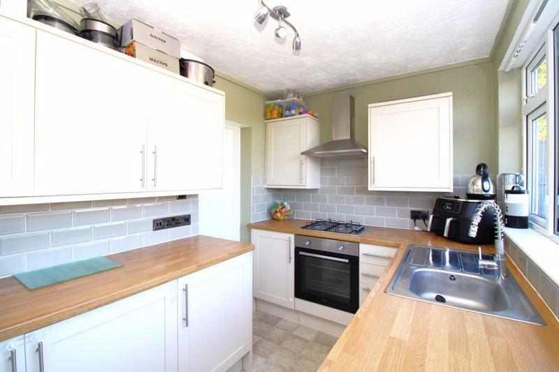 Sunningdale Road, Hull, HU4 3 bed end of terrace house for sale £140,000