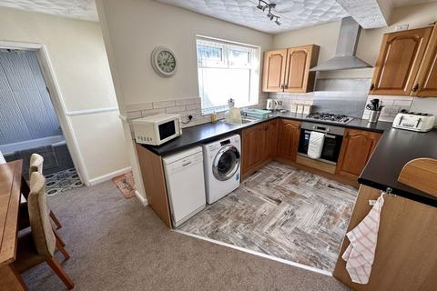 3 bedroom end of terrace house for sale, Gladstone Street, Loftus WITH GARAGE *360 Virtual Tour*