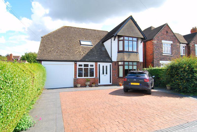 Innsworth Lane, Longlevens, Gloucester 4 bed detached house for sale