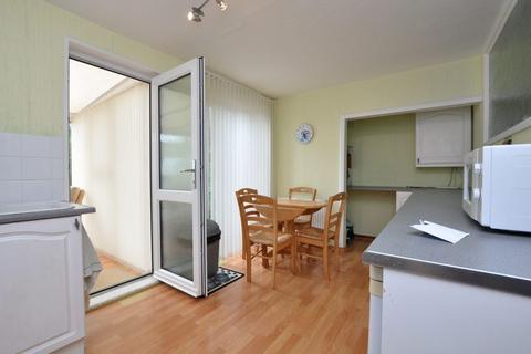 undefined, 8 Meadowfields, Whitby