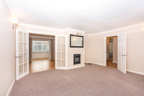 undefined, Perth Y Paen, Llangefni, Isle of Anglesey, LL77