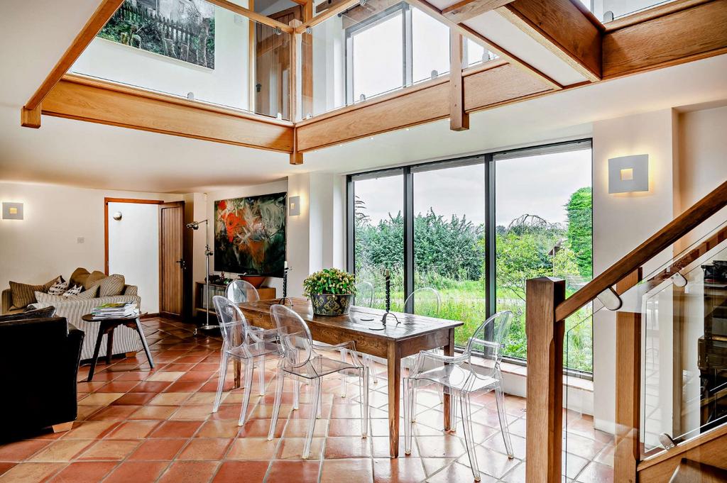 Breakfast Room
