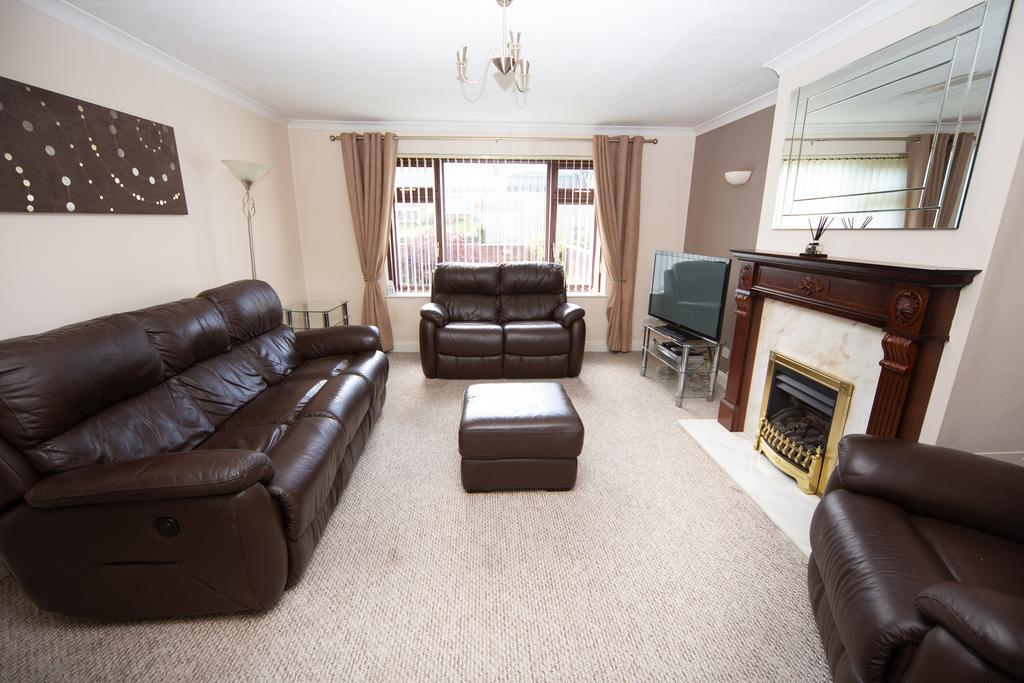 Hillrise, Llanedeyrn, Cardiff, CF23 4 bed end of terrace house to rent