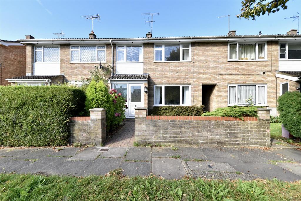 Wellington Road, Stevenage 3 bed terraced house for sale £375,000