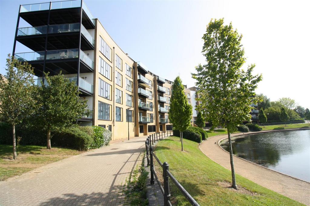 Felsted, Caldecotte, Milton Keynes 1 bed apartment £57,000