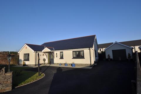 2 bedroom detached bungalow for sale, Bancffosfelen, Llanelli