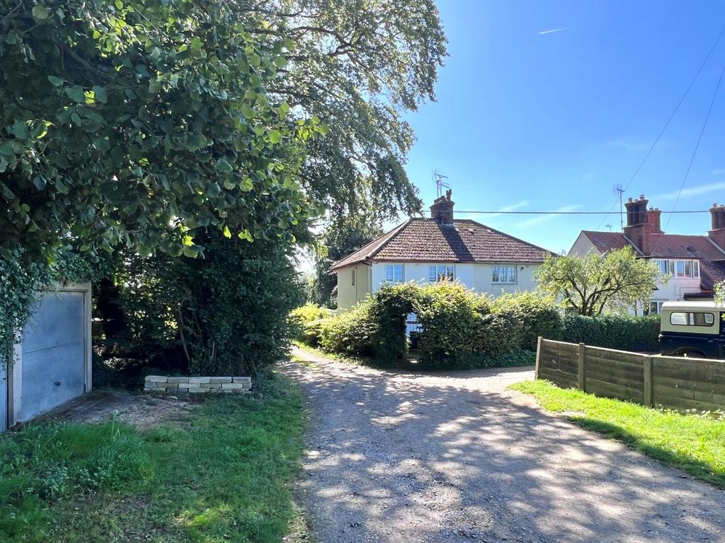 Stanford Road, Faringdon, SN7 3 bed semidetached house for sale £325,000