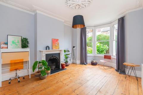 7a Brecknock Road, Bristol, BS4 2DE