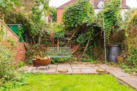 7a Brecknock Road, Bristol, BS4 2DE