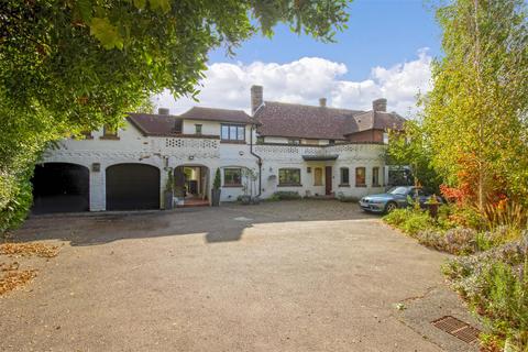 Downs Edge House Stable Lane, Findon, Worthing, BN14 0RR