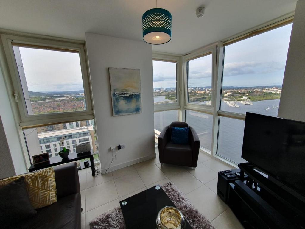 Pendeen House, Ferry Court, Cardiff 2 bed apartment £1,300 pcm (£300 pw)