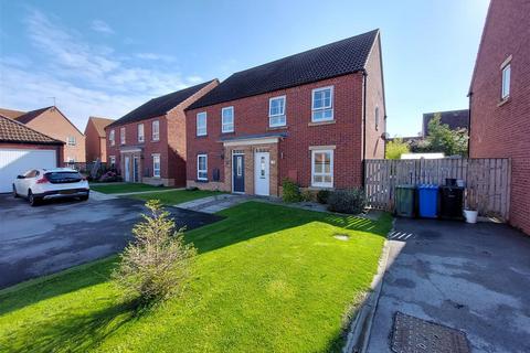 3 bedroom semi-detached house for sale - Forge Close, Cayton, Scarborough