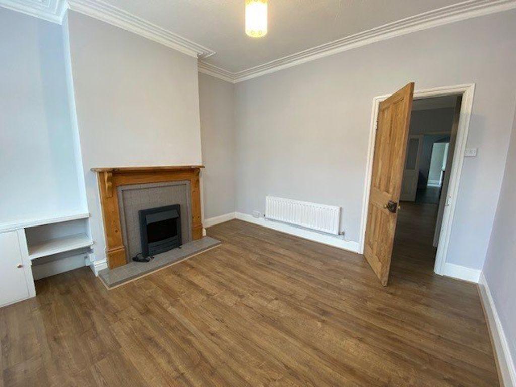 Hampton Court Road, Harborne, B17 9AG 2 bed house £1,150 pcm (£265 pw)