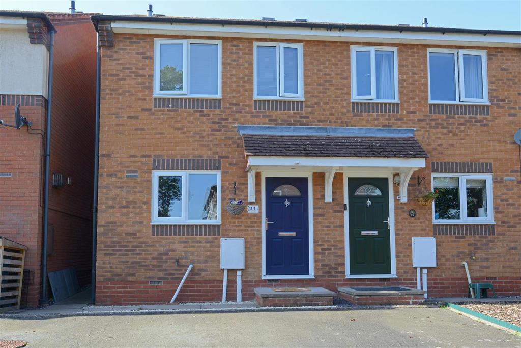 Leabank Close, Herongate, Shrewsbury 2 bed semidetached house for sale