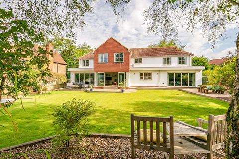 Gateways Chinthurst Lane, Shalford, Guildford, GU4 8JS