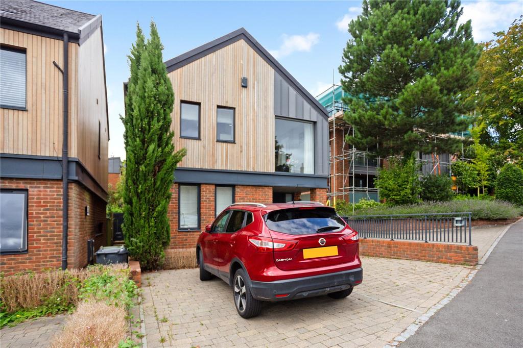 Queens Road, Winchester, Hampshire, SO22 4 bed detached house for sale