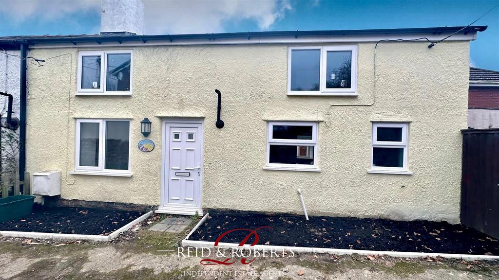 Mrtyle Lane, Pen y Maes, Holywell 2 bed cottage for sale £100,000