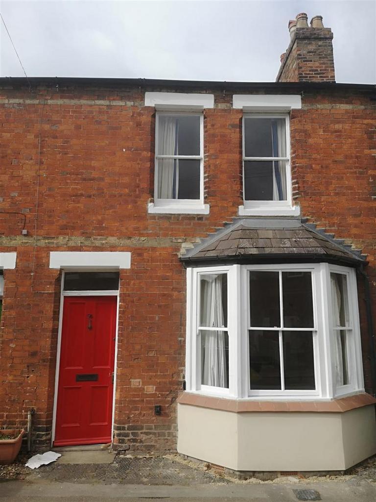 Mill Street, Oxford 2 bed house £1,650 pcm (£381 pw)