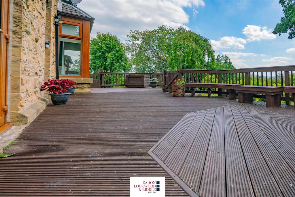 Rear Deck