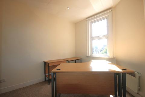 Office to rent - Regents Park Road, London, N3