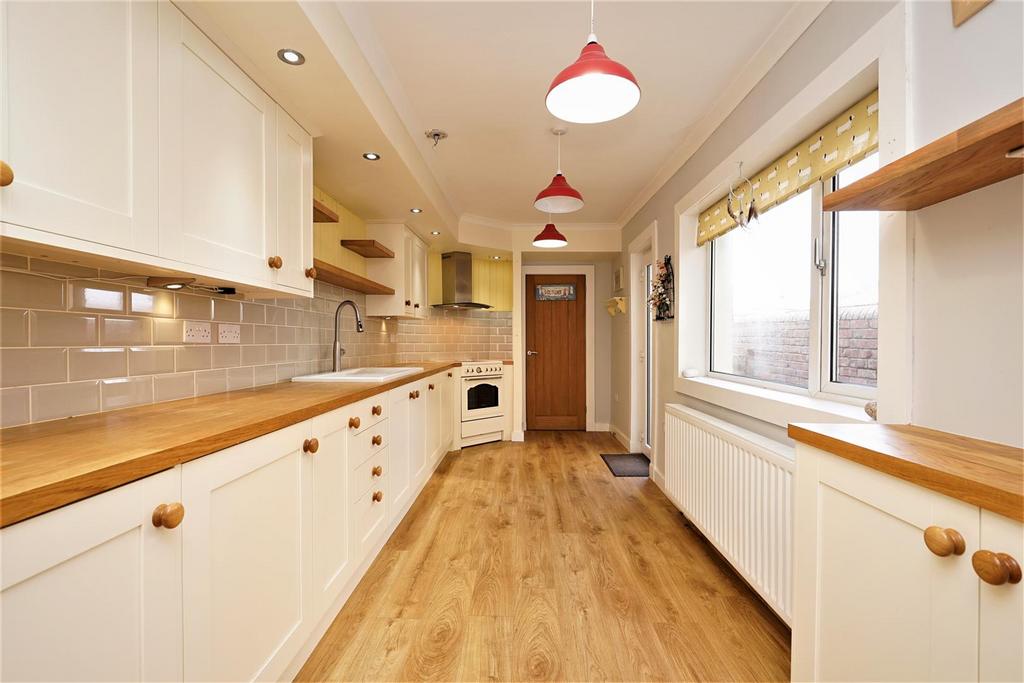 Park Avenue, BarrowInFurness 3 bed terraced house for sale £150,000