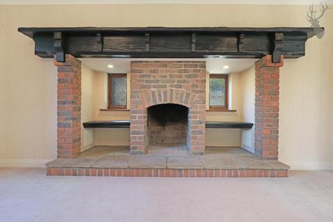 16 The Paddocks, Stapleford Abbotts, Romford, RM4 1HG