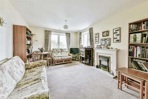 1 bedroom apartment for sale, Goodes Court, Baldock Road, Royston