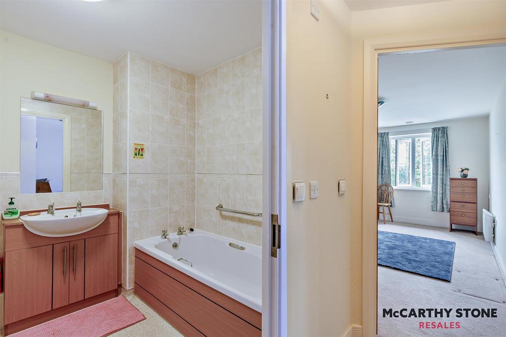8615480-interior12-800.jpg