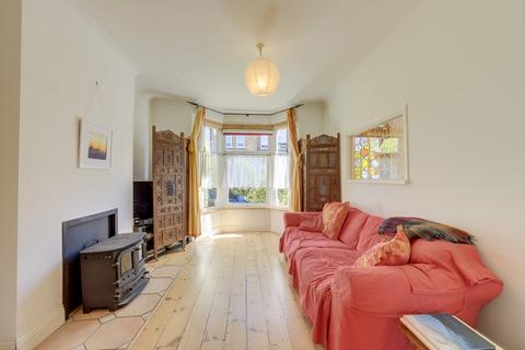 25 Longhurst Road, London, SE13 5LR