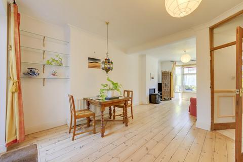 25 Longhurst Road, London, SE13 5LR
