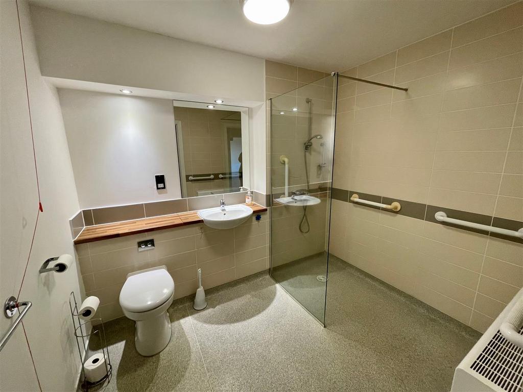 Wet room.jpg