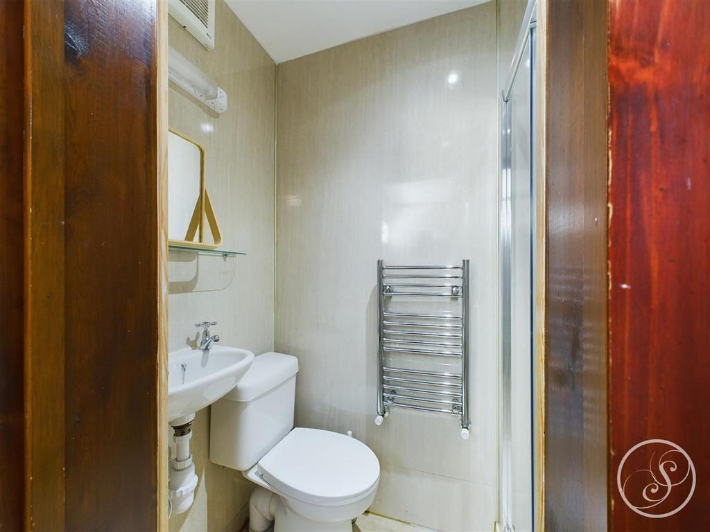 Bedroom 3 En-suite