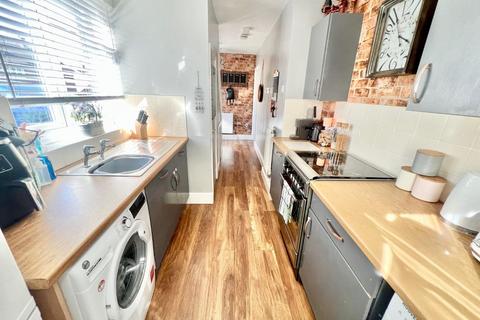6 Crane Road, Rotherham, S61 3EW
