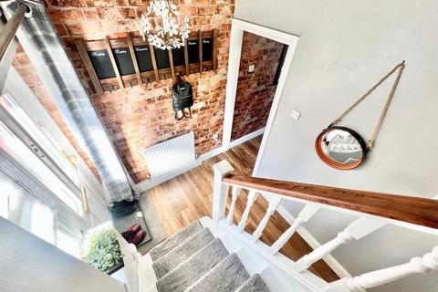 6 Crane Road, Rotherham, S61 3EW