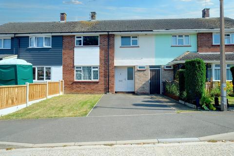 3 Lathcoates Crescent, Chelmsford, CM2 7LU