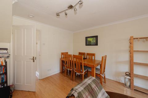 52 Delaporte Close, Epsom, KT17 4AF