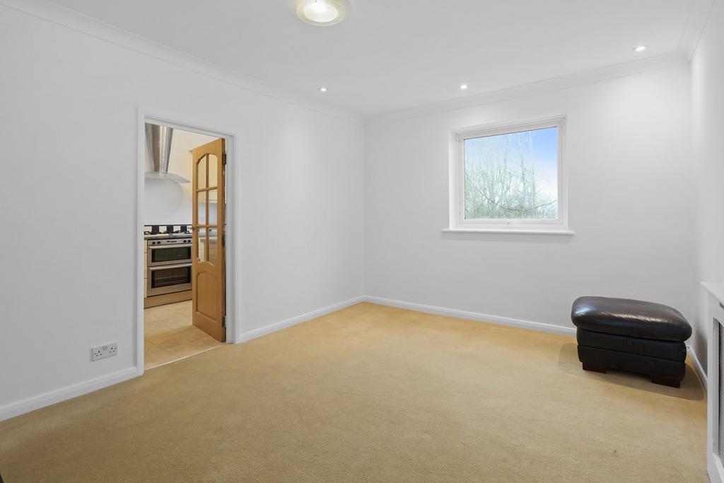 Windsor Road, Ealing, W5 2 bed flat for sale £500,000