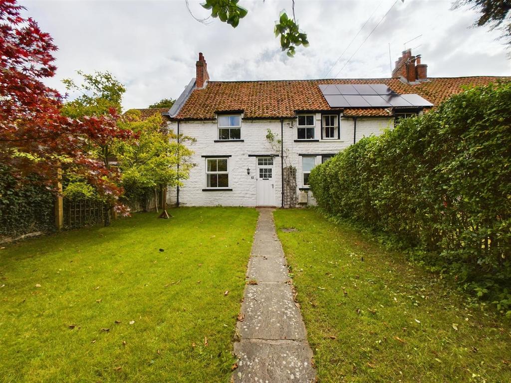 32 Whitewall, Norton, Malton, North Yorkshire, YO17 9EH 4 bed end of terrace house for sale £