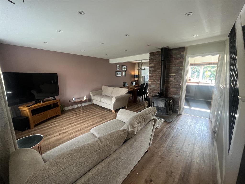 Satley Close, Crook 3 bed semidetached house for sale £175,000