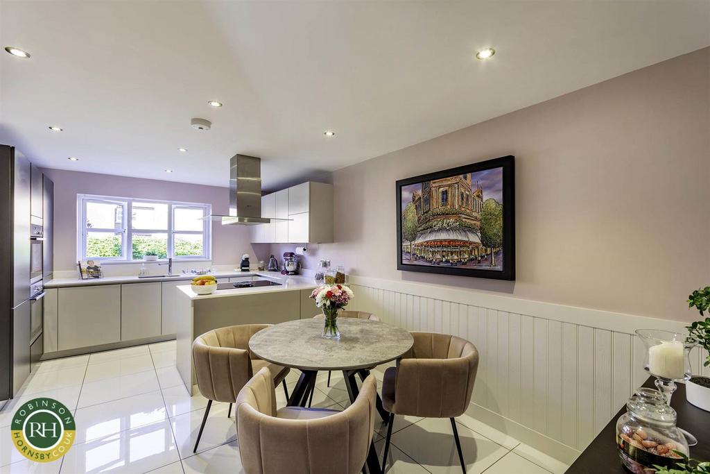 Dining kitchen