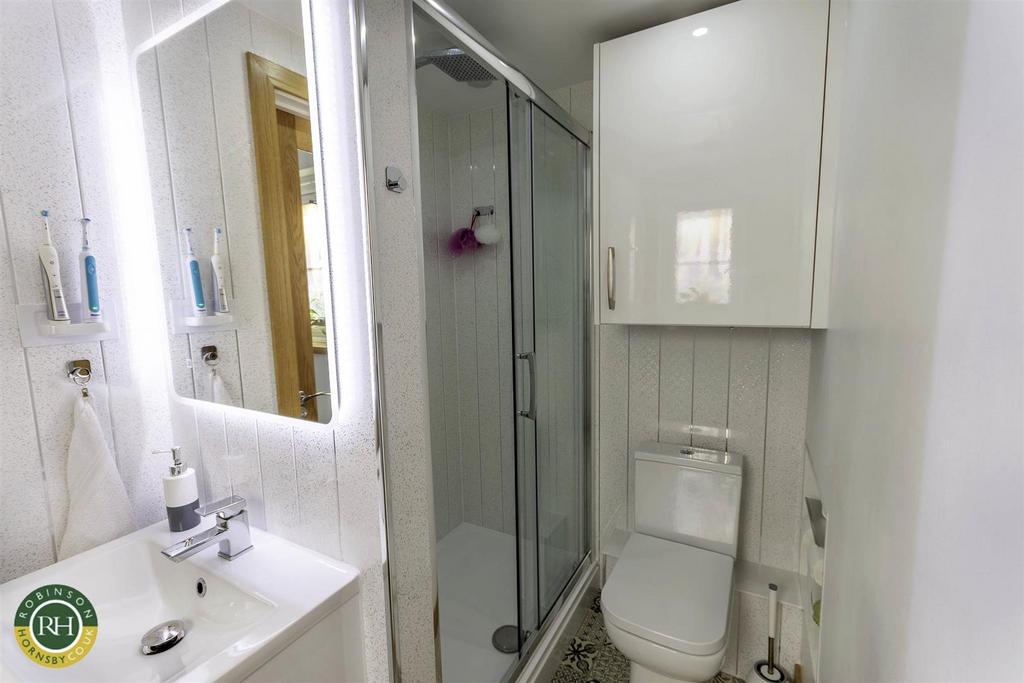 Annex shower room