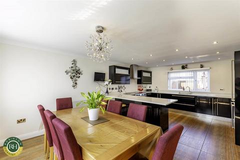 57 The Lings, Armthorpe, Doncaster, DN3 3RH