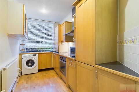 2 bedroom flat to rent, The Mount House, Sudbury Hill, Harrow on the Hill